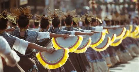 Unusual Filipino Practices Most Foreigners Wont Understand.